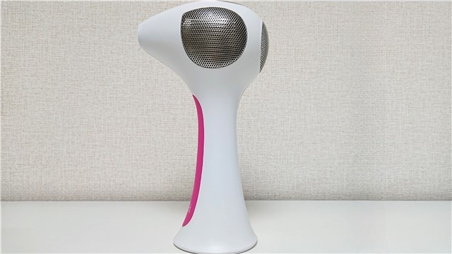 トリア4Xの本体
